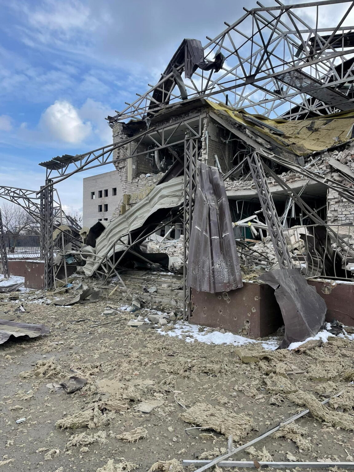 A destroyed hospital building in Izium, Ukraine, 8 March, 2022 ...